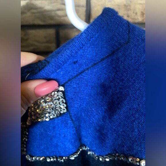 Unique close to you wool blend blouse - Picture 6 of 7